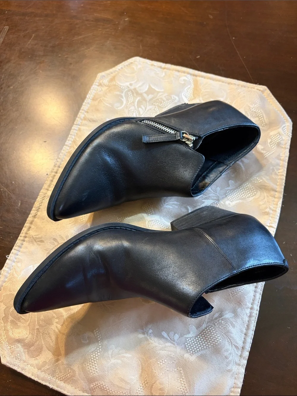 Chelsea & Violet Black Leather Pointed Ankle Boot
